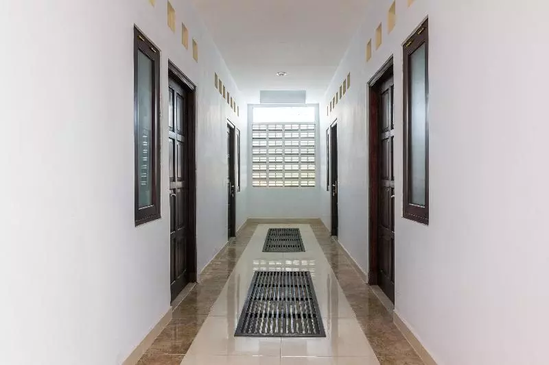 هتل Artomoro Family Guesthouse By Oyo Rooms