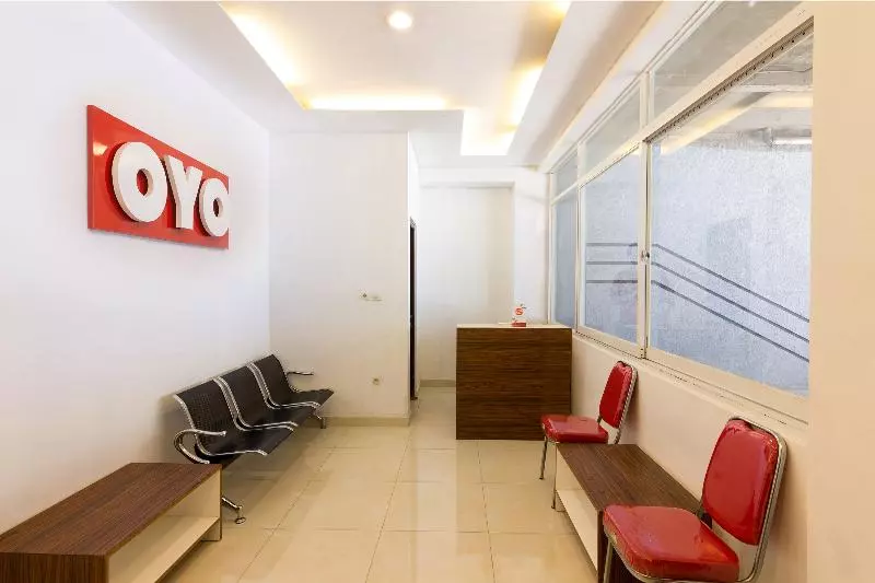 هتل Artomoro Family Guesthouse By Oyo Rooms
