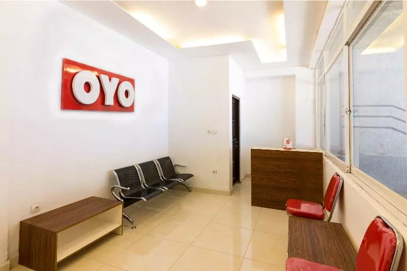 هتل Artomoro Family Guesthouse By Oyo Rooms