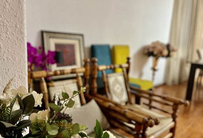 호텔 Castle Family