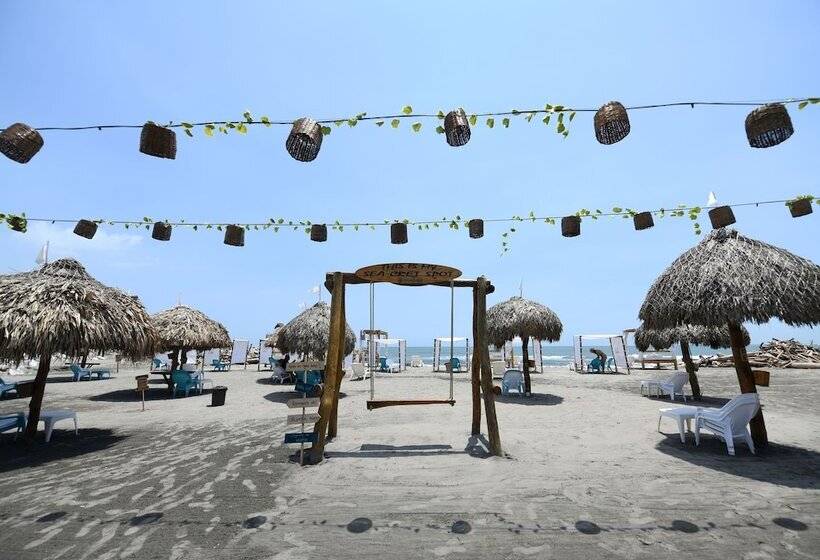 هتل Imagine Beach