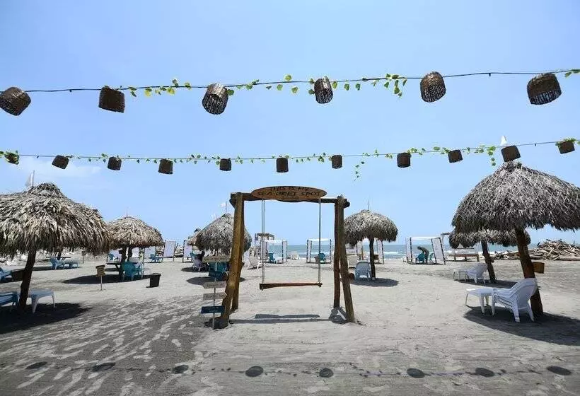 Hotelli Imagine Beach