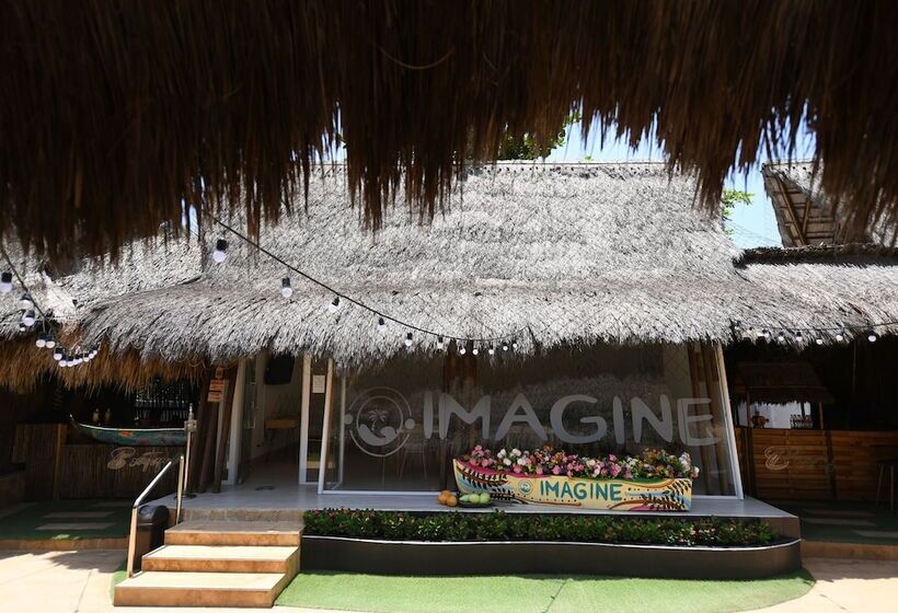 هتل Imagine Beach