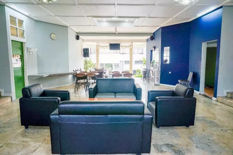 هتل Juvante By Oyo Rooms