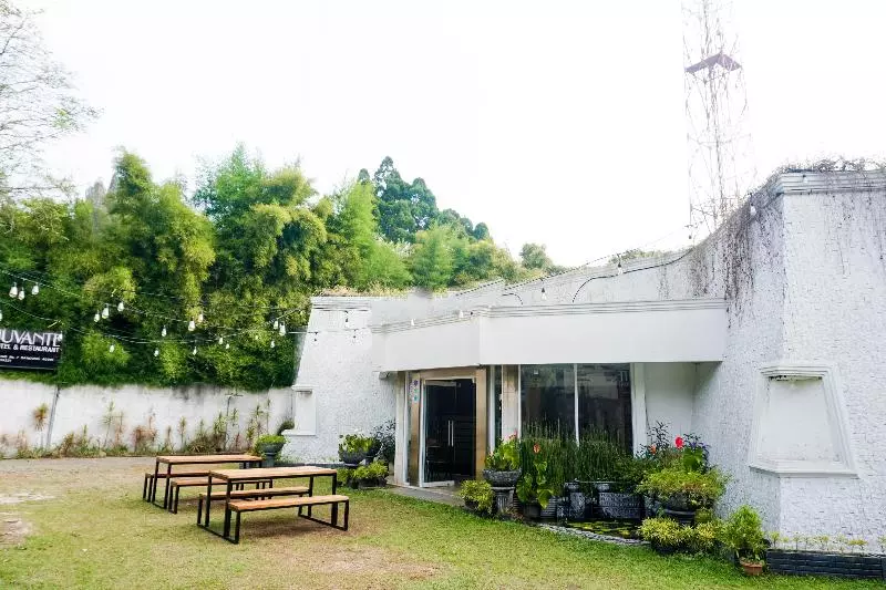 هتل Juvante By Oyo Rooms