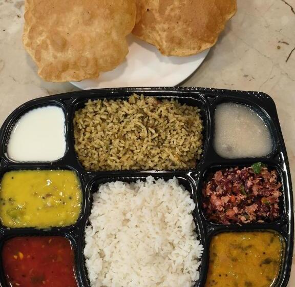 Hotelli Samasth Palatial