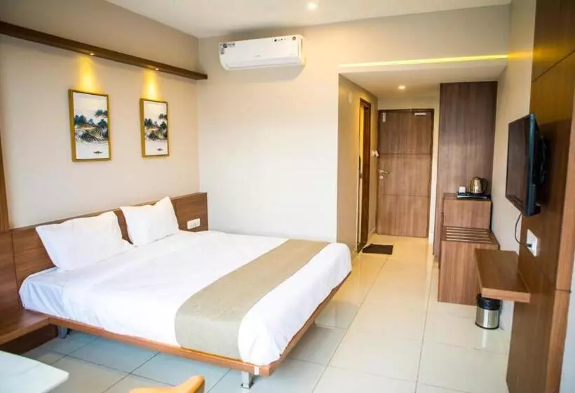 Hotel Samasth Palatial