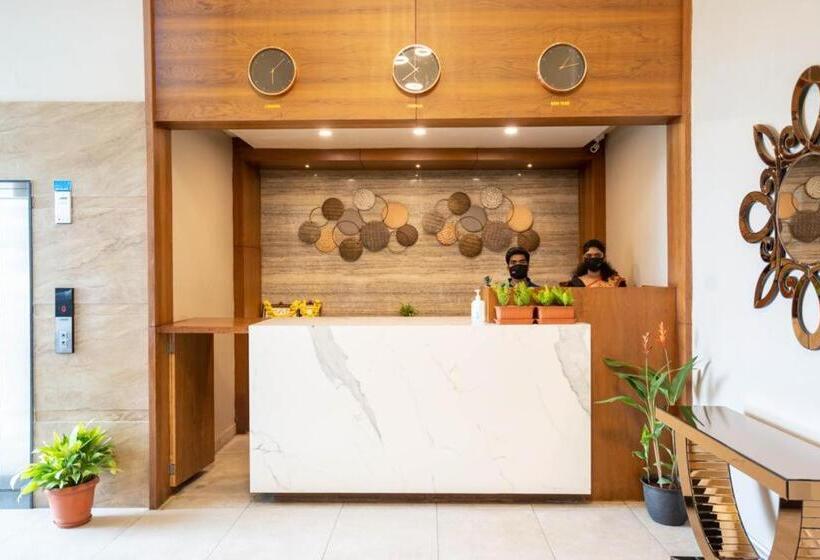 Hotelli Samasth Palatial