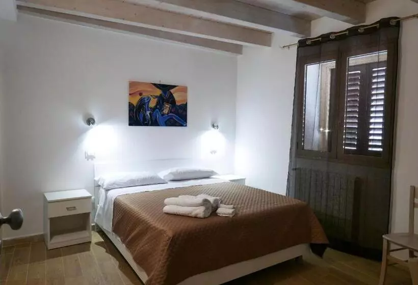 Opera Boutique Rooms