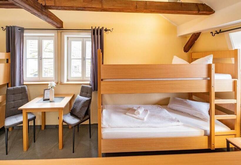 펜션 Gasthof Gästehaus Am Storchenturm