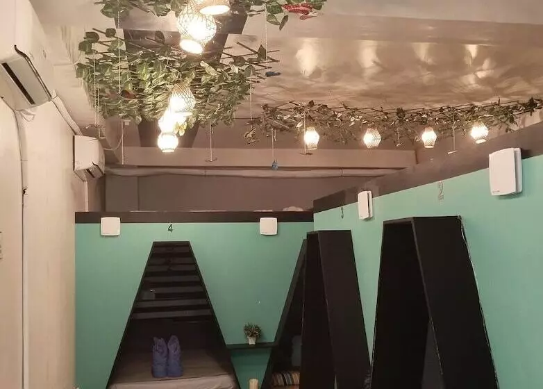 Retkeilymaja Napsule Suites Davao