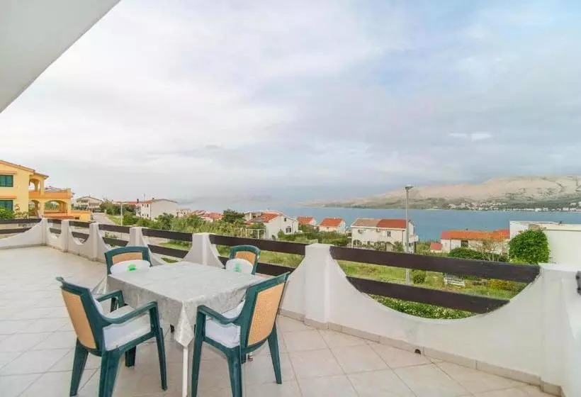 Apartments Valentić 1304