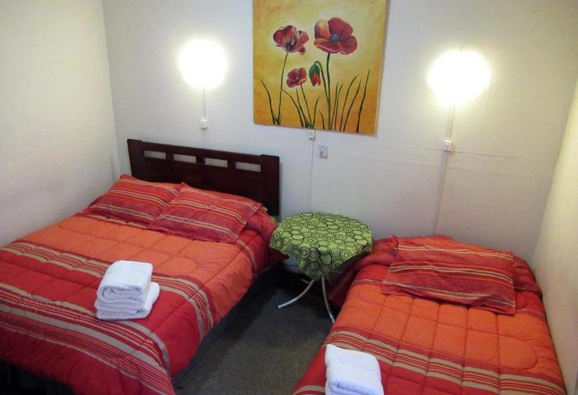 مسافرخانه Hospedaje Millaray B&b