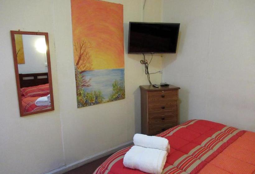 مسافرخانه Hospedaje Millaray B&b