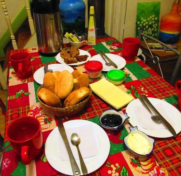 مسافرخانه Hospedaje Millaray B&b