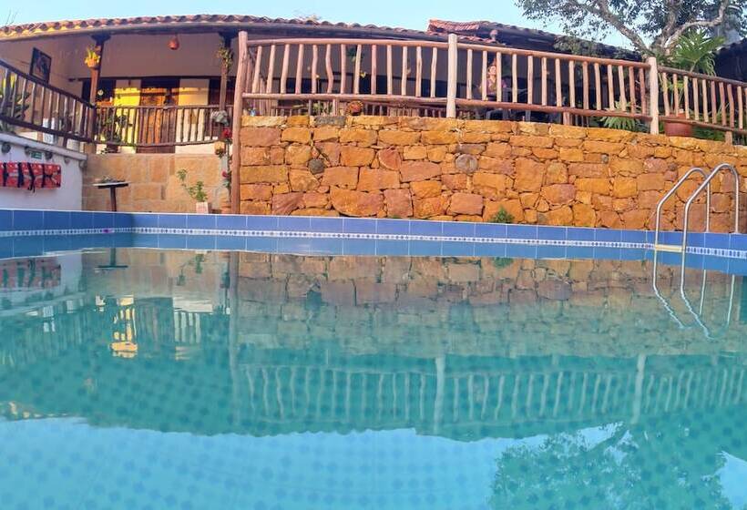 Hostal Santa Mónica