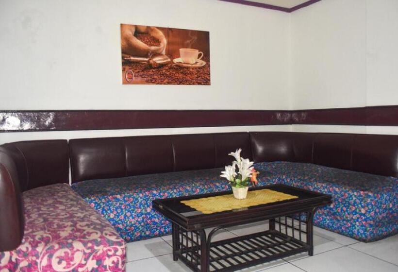 Hotel Reddoorz Plus Near Rscm Jakarta