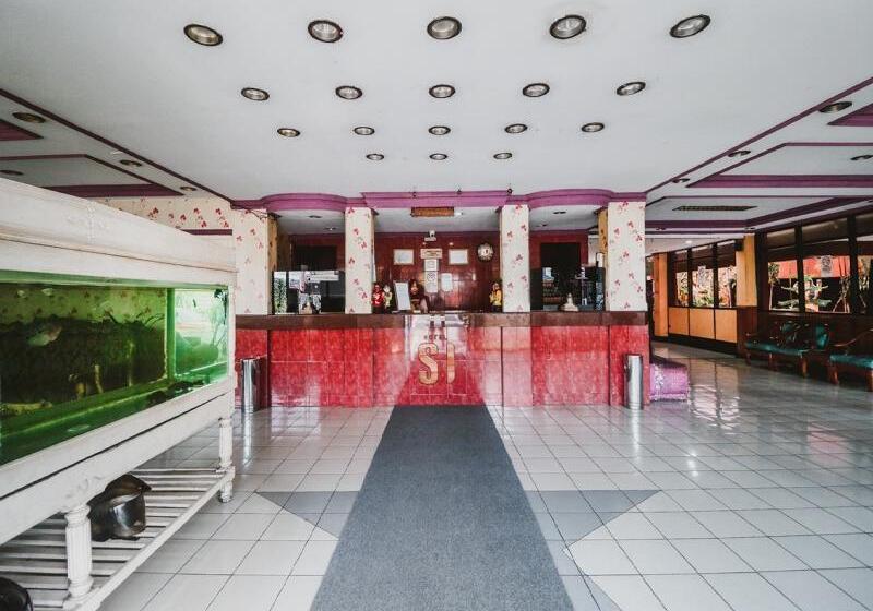 Hotel Reddoorz Plus Near Rscm Jakarta