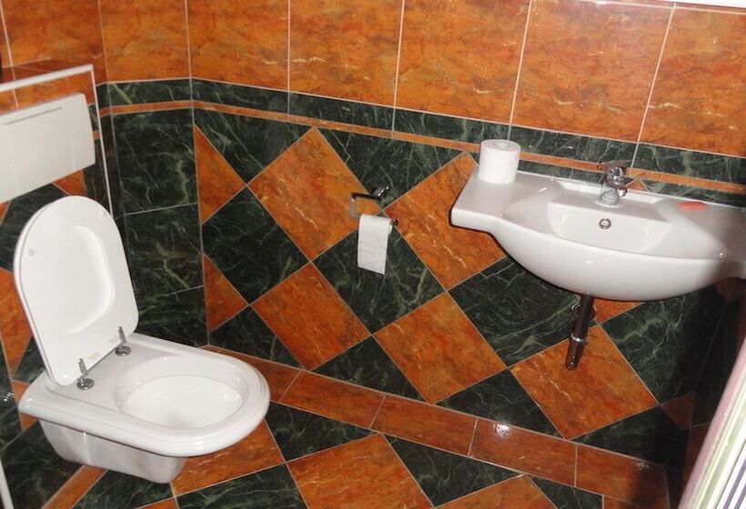 Apartment Pucurica Ii