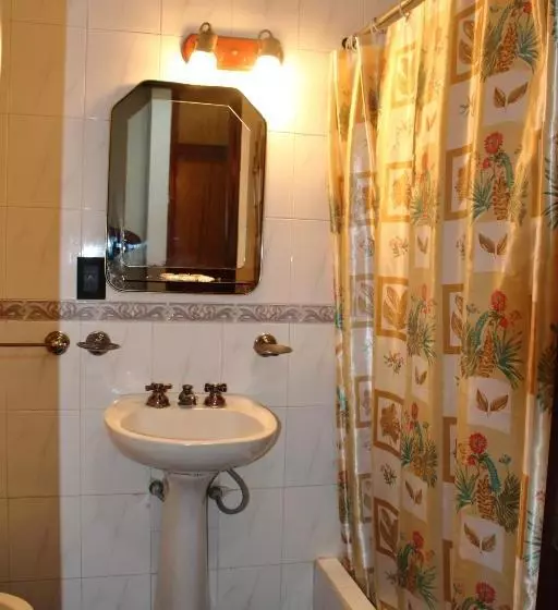 مسافرخانه Hosteria Los Cuartos