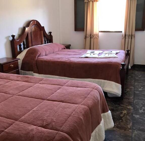 Herberg Hosteria Los Cuartos