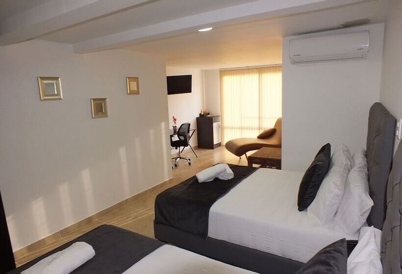 هتل Alamos Del Parque