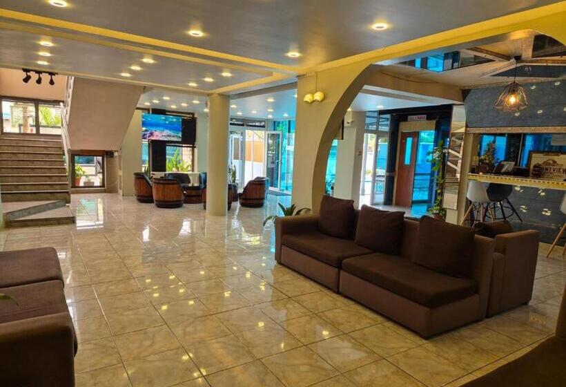 هتل Mountview Tourist Residence