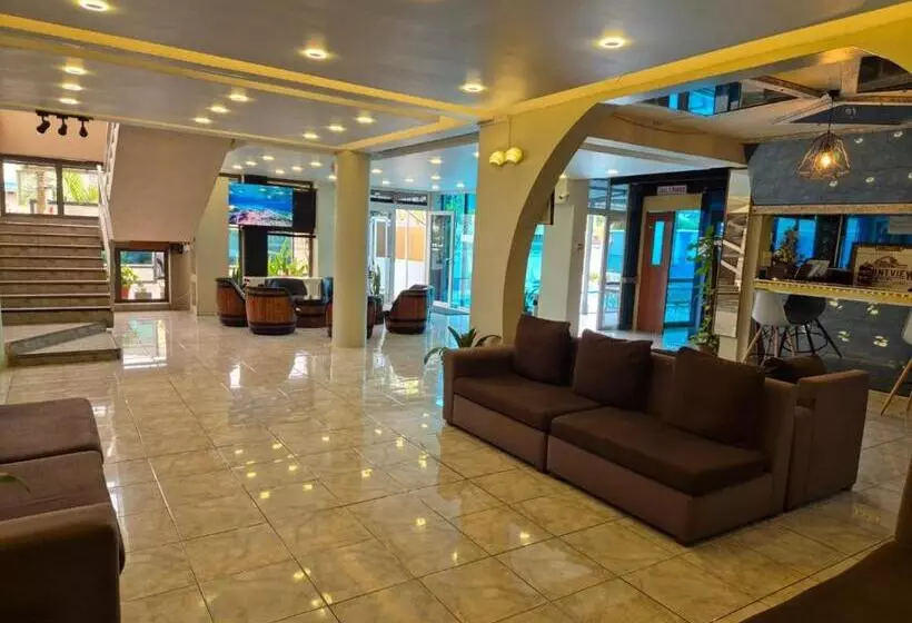 هتل Mountview Tourist Residence