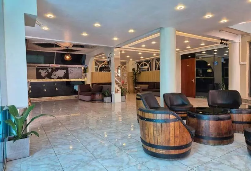 هتل Mountview Tourist Residence