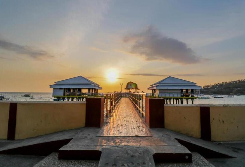 בית מלון כפרי Senggigi Villas