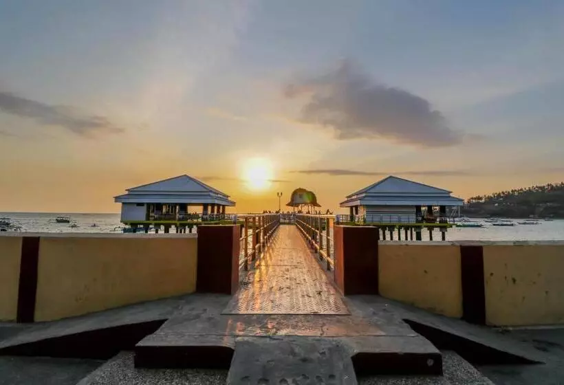 ホテル Senggigi Villas