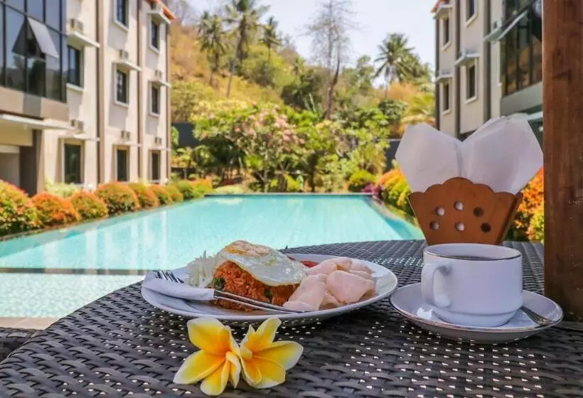 ホテル Senggigi Villas