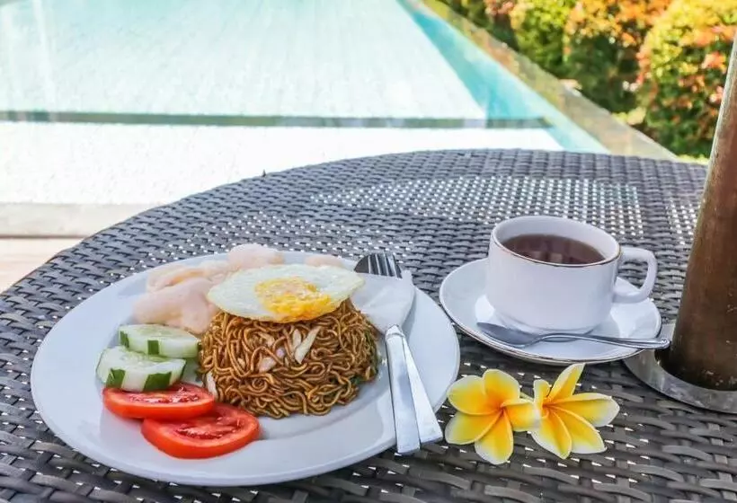 ホテル Senggigi Villas