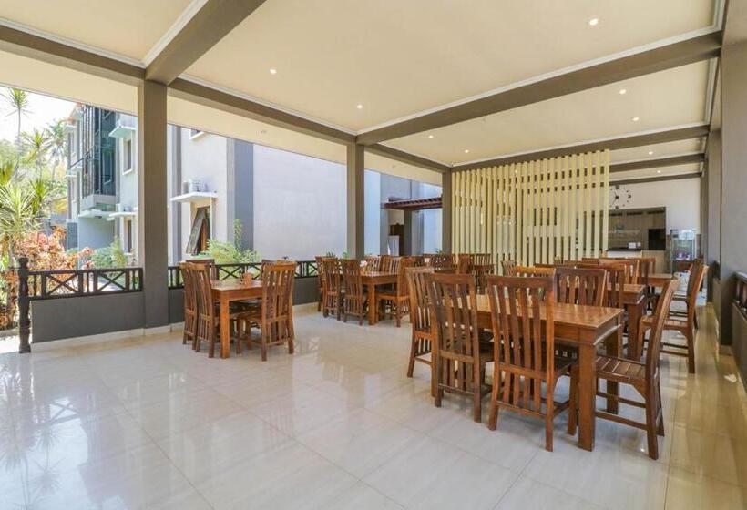 בית מלון כפרי Senggigi Villas