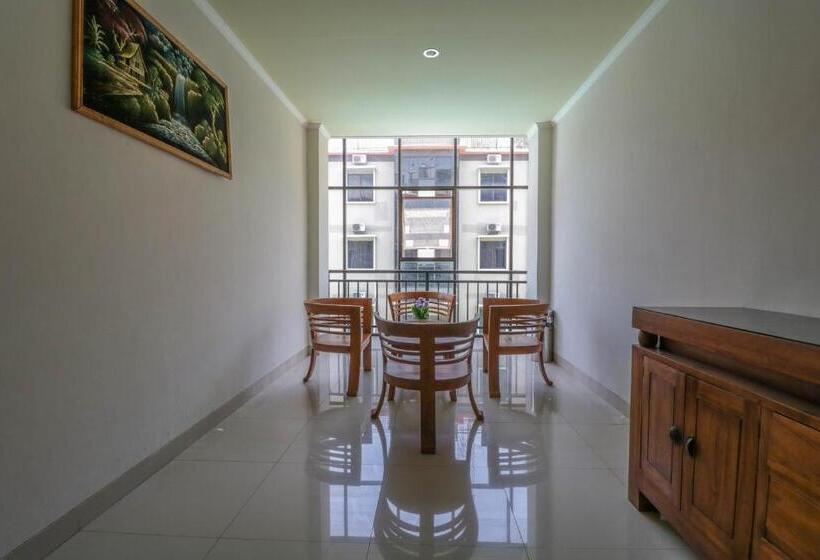 בית מלון כפרי Senggigi Villas