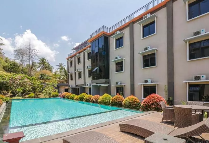 ホテル Senggigi Villas