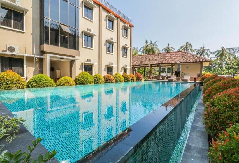 בית מלון כפרי Senggigi Villas