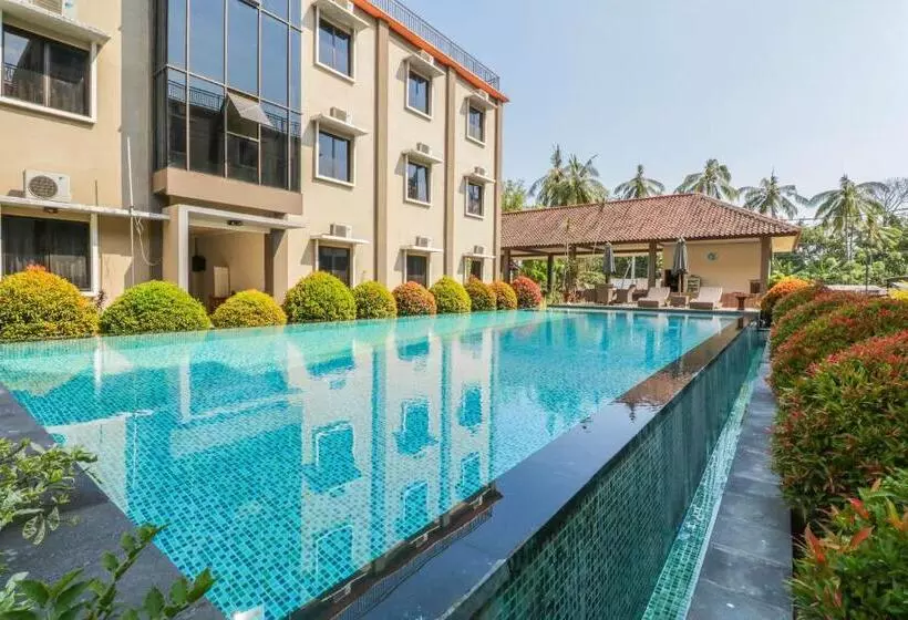 ホテル Senggigi Villas