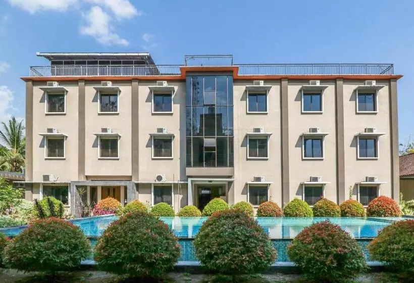 ホテル Senggigi Villas