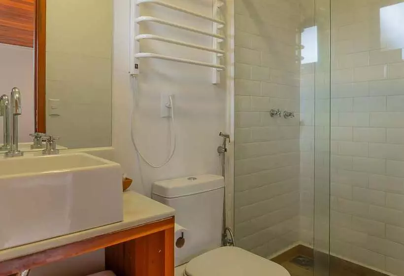 هتل Pousada Vila Jacaa