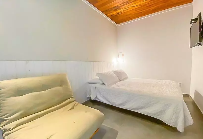 هتل Pousada Vila Jacaa