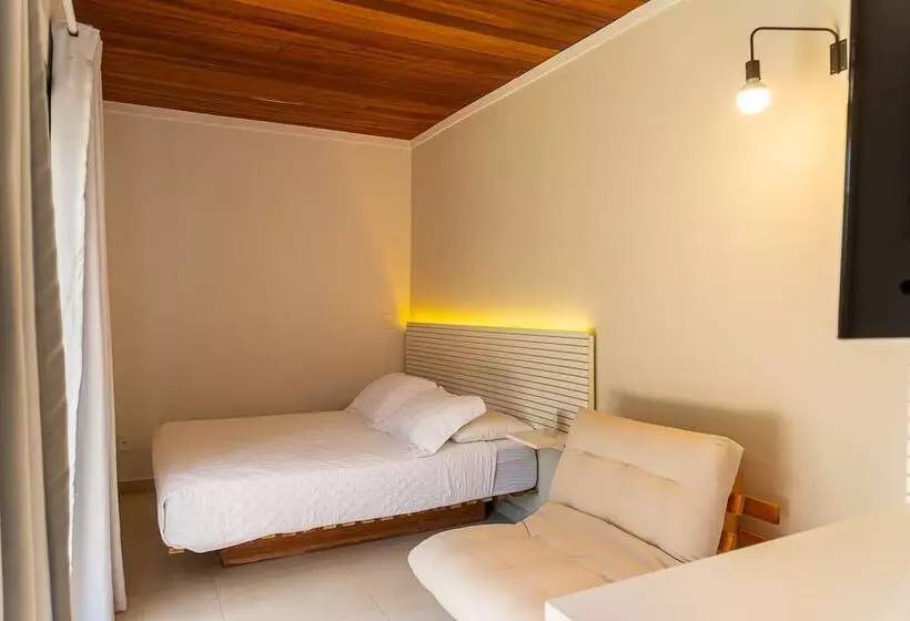 هتل Pousada Vila Jacaa