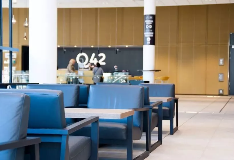 Hotelli Q42