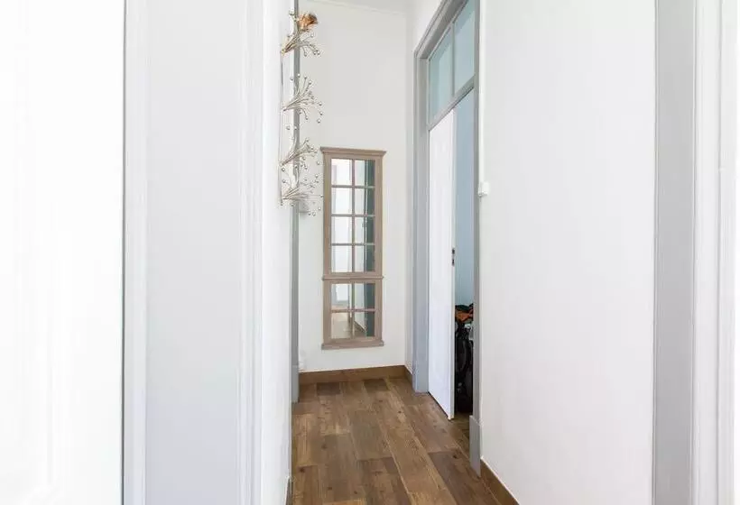 پانسیون Faro Cosy Guesthouse