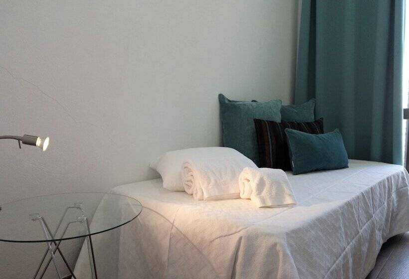 پانسیون Faro Cosy Guesthouse