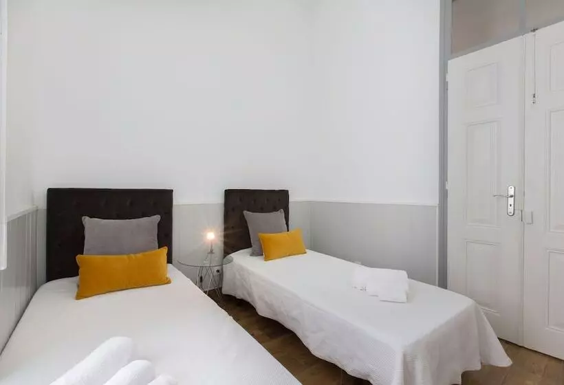 پانسیون Faro Cosy Guesthouse