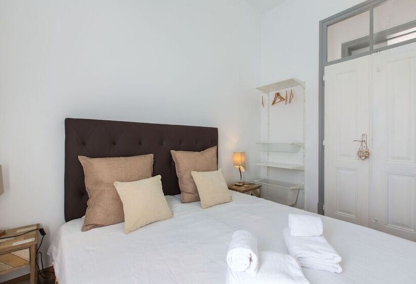 پانسیون Faro Cosy Guesthouse