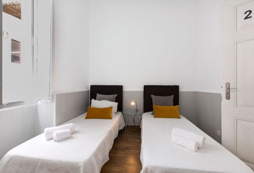 پانسیون Faro Cosy Guesthouse