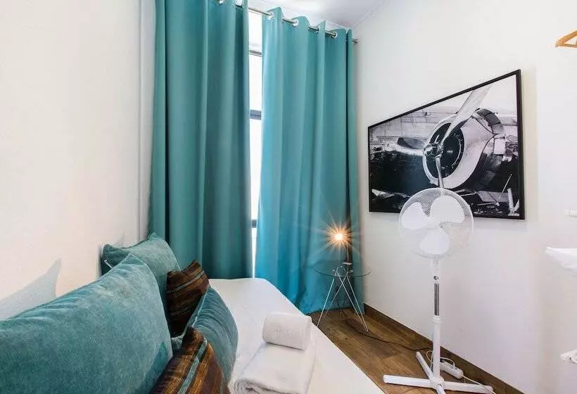 پانسیون Faro Cosy Guesthouse