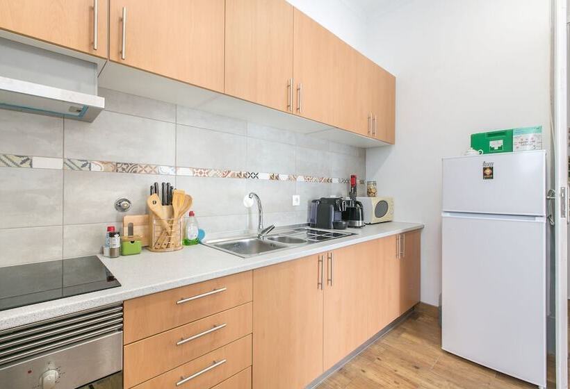 پانسیون Faro Cosy Guesthouse